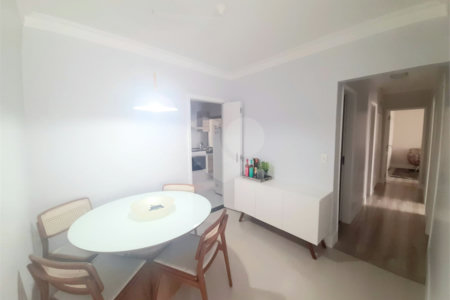 Apartamento à venda com 3 quartos em Moema, São Paulo, SP