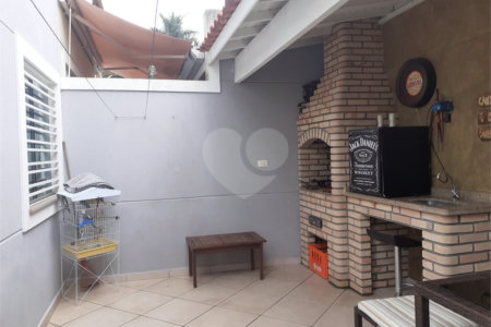 Sobrado à venda com 3 suítes em Vila Vitório Mazzei, São Paulo, SP