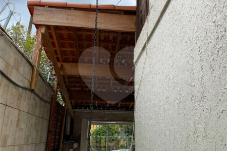 Sobrado à venda com 2 quartos, sendo 1 suíte,  em Ferreira, São Paulo, SP