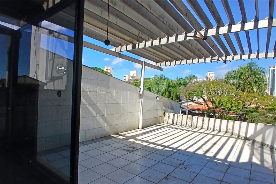 Sobrado à venda com 4 quartos, sendo 1 suíte, em Santana, São Paulo, SP