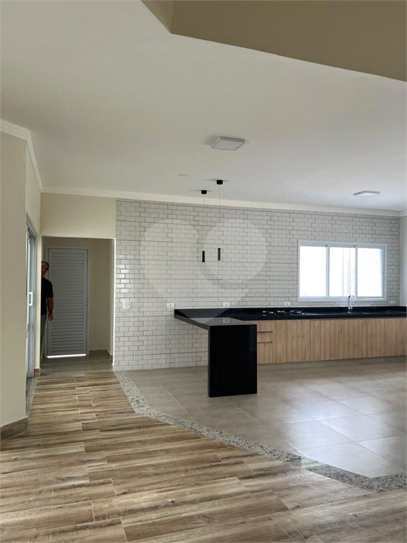 Casa à venda com 3 suítes no condomínio Palmeiras Imperiais, Salto - SP