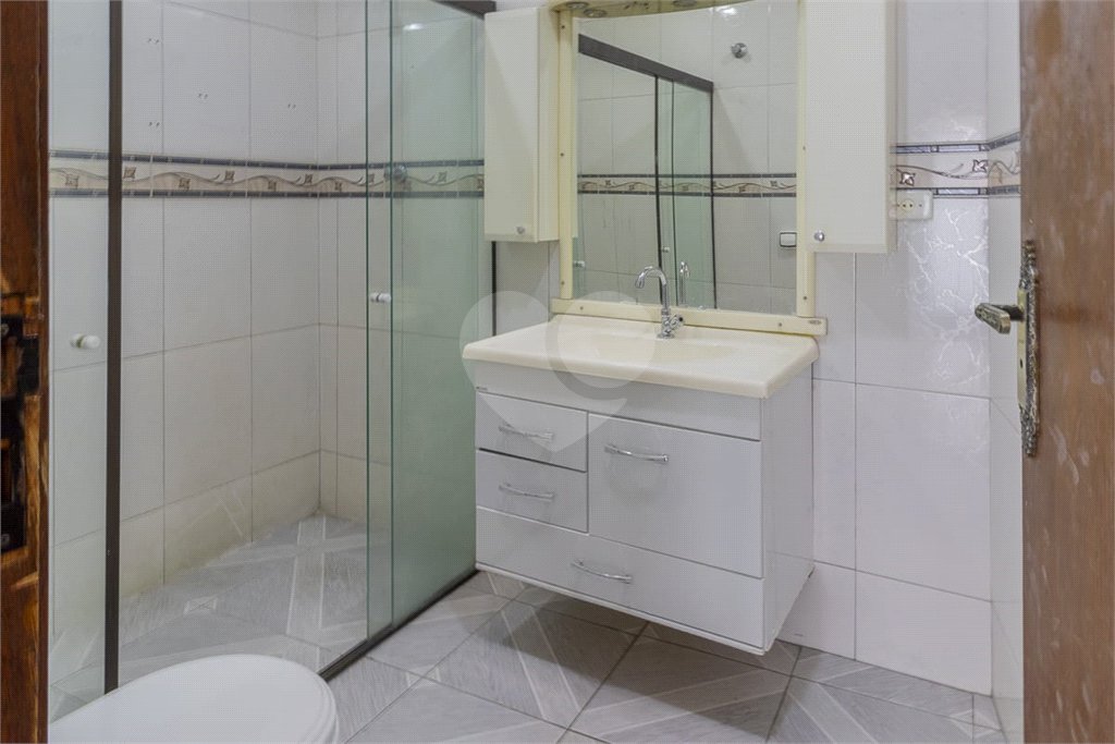 Sobrado à venda com 3 quartos, sendo 1 suíte, em Tremembé, São Paulo, SP