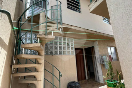 Sobrado à venda com 3 quartos, sendo 1 suíte, em Vila Gustavo, São Paulo, SP