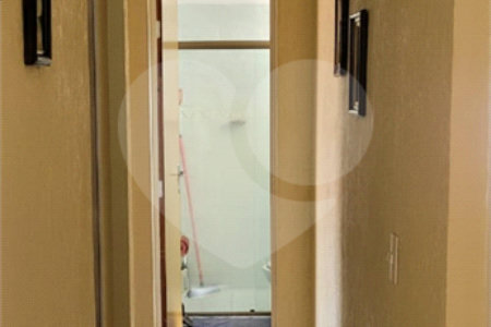 Apartamento à venda com 2 quartos em Vila Inglesa, São Paulo, SP