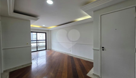 Apartamento à venda com 2 quartos, sendo 1 suíte,  em Vila Olímpia, São Paulo, SP