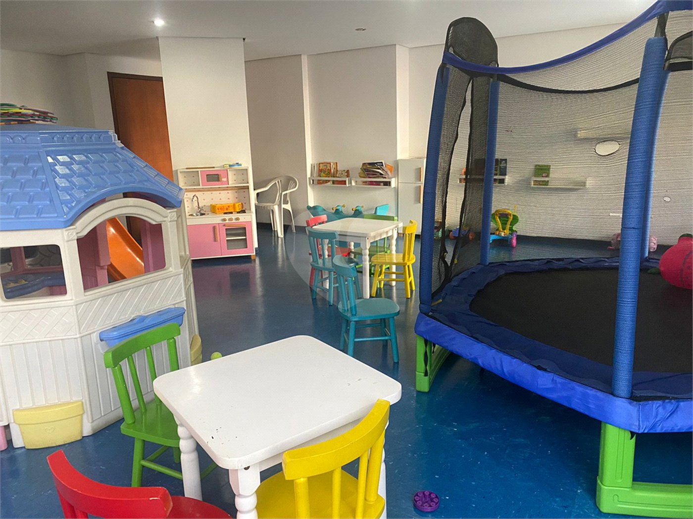 Apartamento à venda com 3 quartos, sendo 1 suíte, em Real Parque, São Paulo, SP