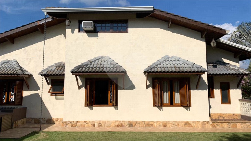 Casa à venda com 5 quartos, sendo 2 suítes, em Serra da Cantareira, Mairiporã, SP