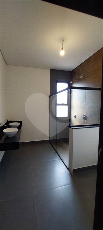 Casa à venda com 4 suítes no condomínio Figueira Garden, Atibaia - SP