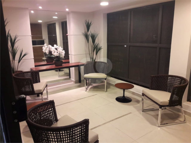 Apartamento à venda com 2 quartos, sendo 1 suíte,  em Parque Edu Chaves, São Paulo, SP