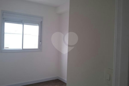 Apartamento à venda com 2 quartos, sendo 1 suíte,  em Liberdade, São Paulo, SP