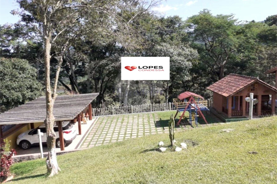 Casa à venda com 6 suítes em Caraguatá, Mairiporã, SP