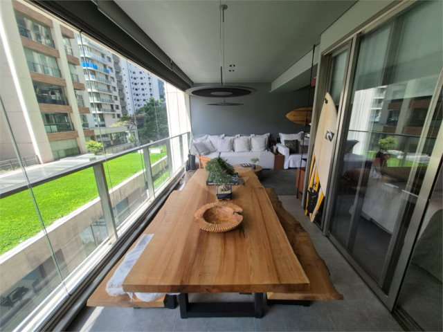 Apartamento à venda com 2 suítes em Itaim Bibi, São Paulo, SP