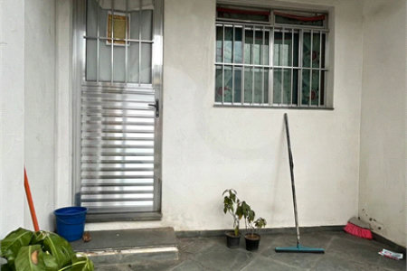Casa Térrea à venda com 3 quartos em Jardim Dom José, São Paulo, SP