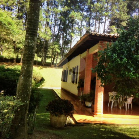Chácara à venda com 5 quartos, sendo 2 suítes, em Taiaçupeba, Mogi das Cruzes, SP