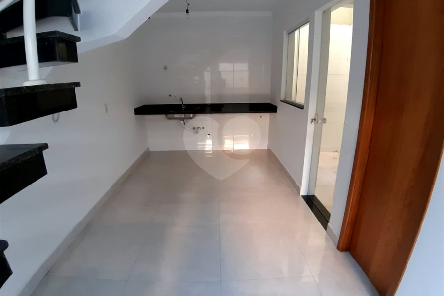 Casa para alugar com 3 quartos, sendo 1 suíte,  no condomínio Villagio DI Maria, São Paulo - SP