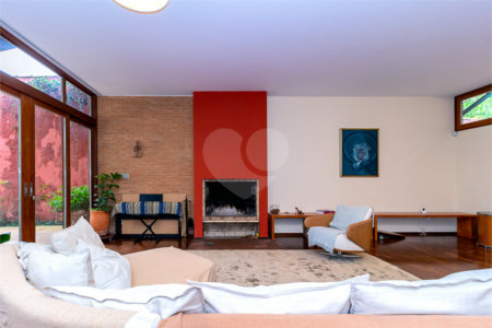 Casa Térrea à venda com 3 quartos, sendo 1 suíte,  em Alto da Boa Vista, São Paulo, SP