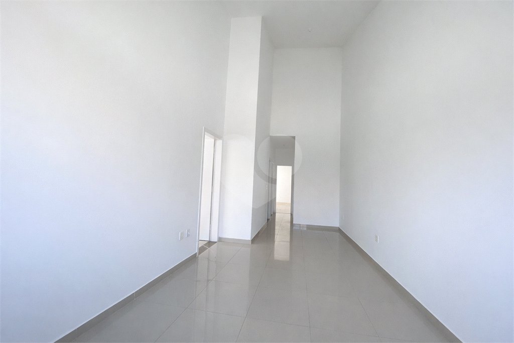 Casa à venda com 3 quartos, sendo 1 suíte,  no condomínio Bella Vista, Sorocaba - SP