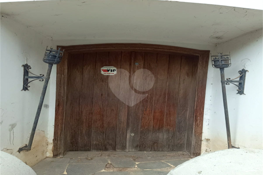 Casa à venda com 4 quartos, sendo 2 suítes, no condomínio Associação Reserva das Hortênsias, Mairiporã - SP