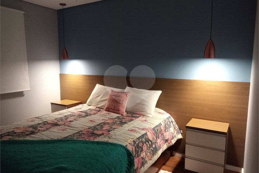 Sobrado à venda com 3 quartos, sendo 1 suíte,  em Jardim Guairaca, São Paulo, SP
