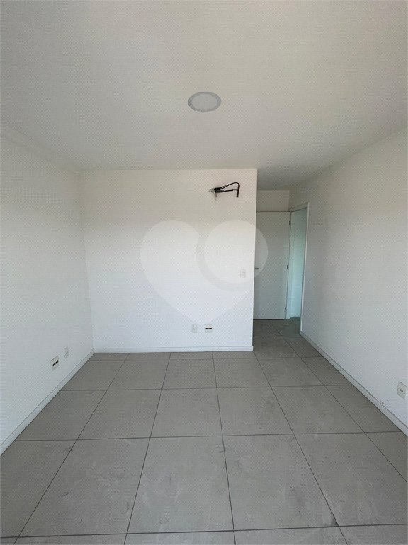 Apartamento à venda com 3 quartos, sendo 1 suíte, em Campo Grande, Rio de Janeiro, RJ