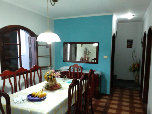 Sobrado à venda com 4 quartos, sendo 2 suítes,  em Tremembé, São Paulo, SP