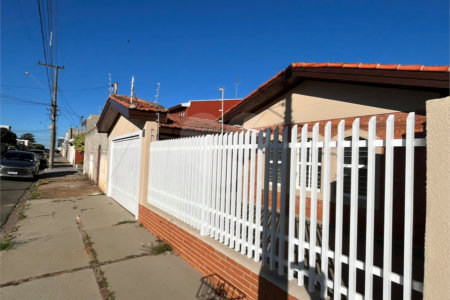 Casa à venda com 3 quartos, sendo 1 suíte, em Jardim Itália, Itapetininga, SP