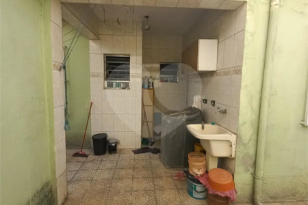 Casa Térrea à venda com 3 quartos em Jardim Maria Virginia, São Paulo, SP