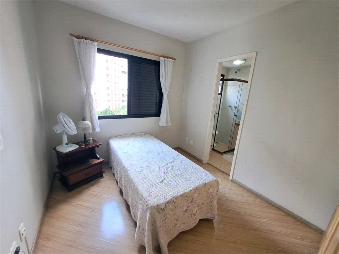 Apartamento à venda com 3 suítes em Vila Suzana, São Paulo, SP