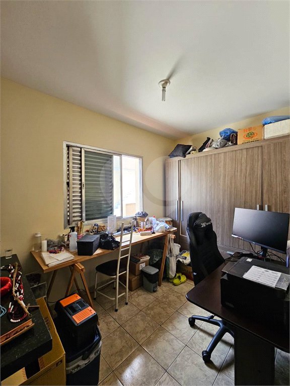 Sobrado à venda com 3 quartos em Vila Sabrina, São Paulo, SP