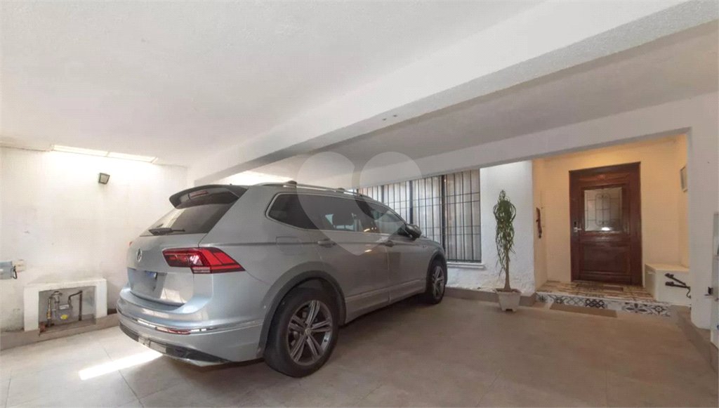 Sobrado à venda com 4 quartos, sendo 1 suíte,  em Cidade Monções, São Paulo, SP