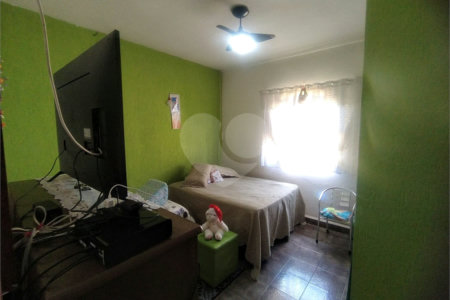 Casa à venda com 4 quartos em Chora Menino, São Paulo, SP