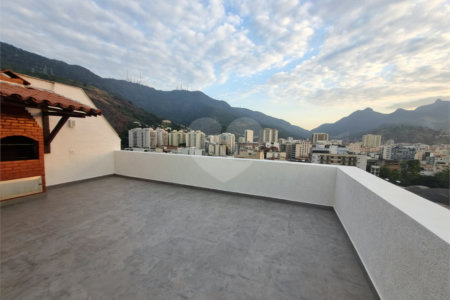 Cobertura à venda com 4 quartos, sendo 1 suíte, em Tijuca, Rio de Janeiro, RJ