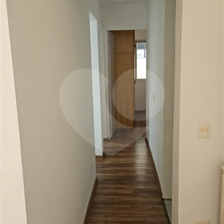 Apartamento à venda com 3 quartos, sendo 1 suíte, em Vila Olímpia, São Paulo, SP