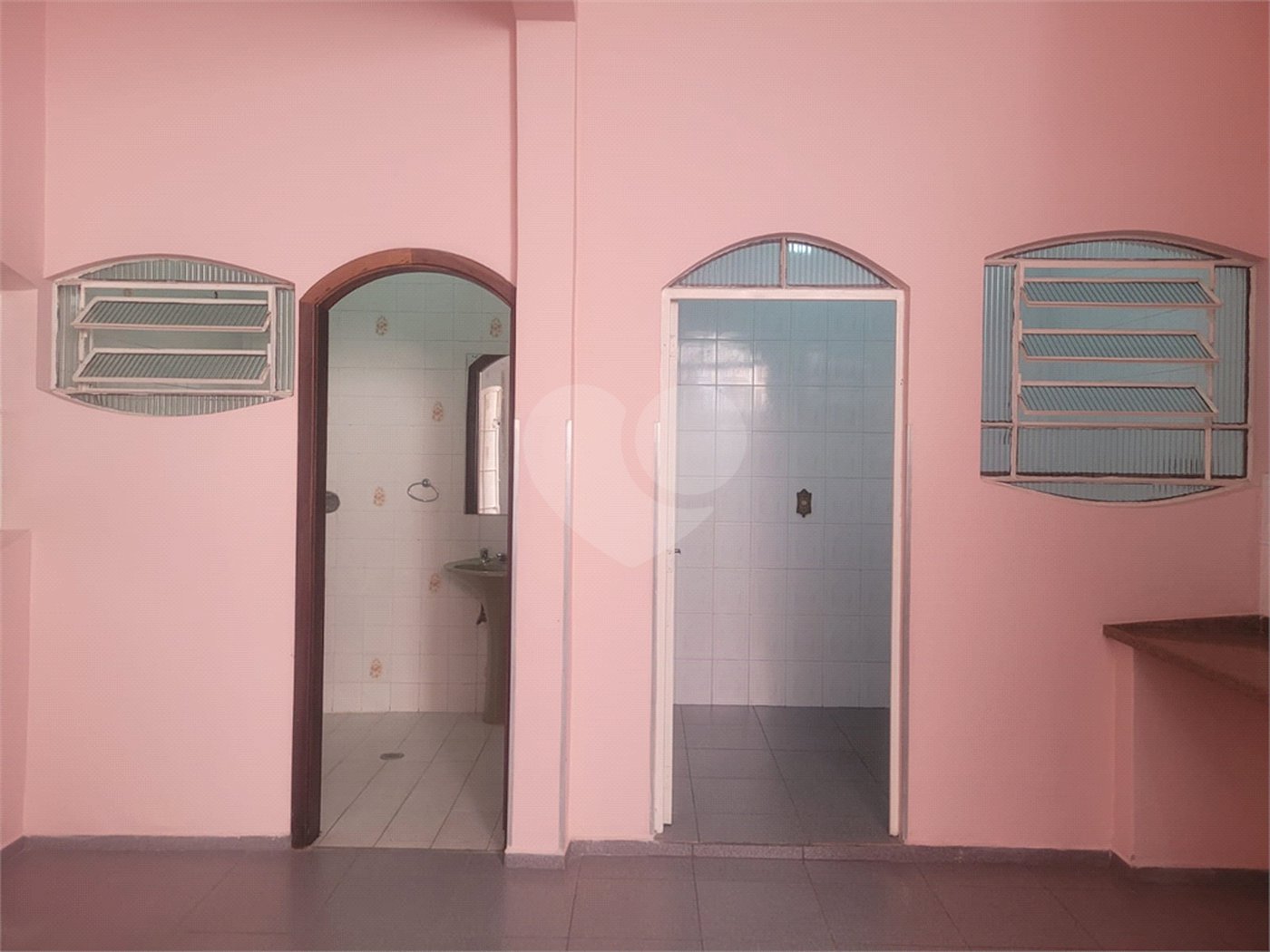 Sobrado à venda com 3 quartos, sendo 1 suíte,  em Vila Ester (zona Norte), São Paulo, SP
