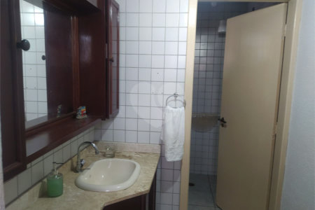 Casa à venda com 4 quartos, sendo 2 suítes, em Jardim Caparelli (mailasqui), São Roque, SP