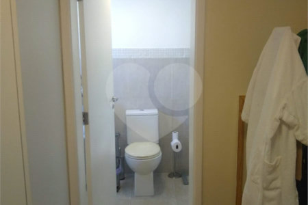 Apartamento à venda com 2 quartos, sendo 1 suíte, em Cerqueira César, São Paulo, SP