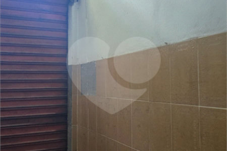 Oportunidade no Centro de Atibaia/SP. SALÃO COMERCIAL 42 M².