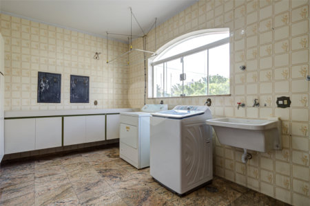 Casa à venda com 3 suítes em Morumbi, São Paulo, SP