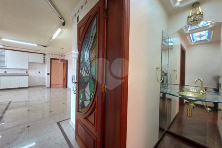 Casa à venda com 6 suítes no condomínio Portal da Raposo, Sorocaba - SP