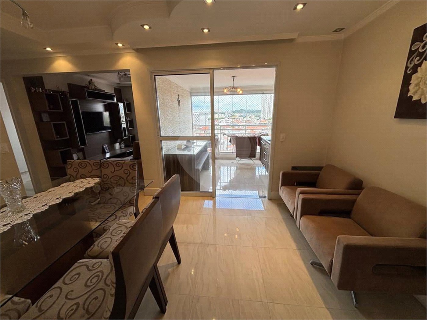 Apartamento à venda com 2 quartos, sendo 1 suíte, em Vila Carrão, São Paulo, SP