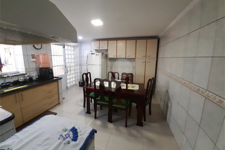 Sobrado à venda com 4 quartos, sendo 1 suíte, em Freguesia do Ó, São Paulo, SP