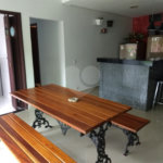 Casa Térrea à venda ou para alugar com 4 suítes em Horto, São Paulo, SP