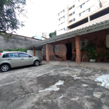Casa Térrea à venda com 3 quartos, sendo 1 suíte, em Jardim São Luís, São Paulo, SP
