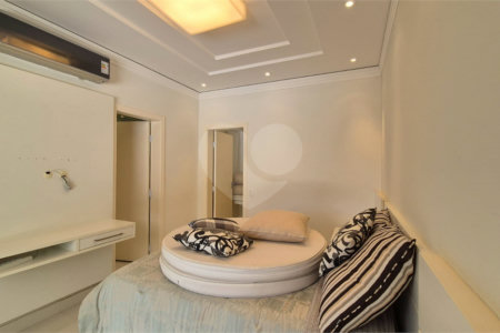 Casa à venda com 5 suítes no condomínio Lago Azul 1, Araçoiaba da Serra - SP