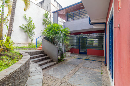 Sobrado à venda ou para alugar com 1 quarto em Alto da Boa Vista, São Paulo, SP