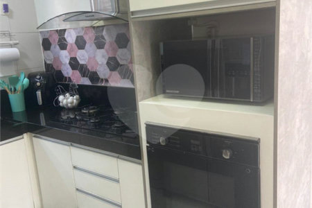Casa à venda com 3 quartos, sendo 1 suíte,  no condomínio Vida, Mogi das Cruzes - SP