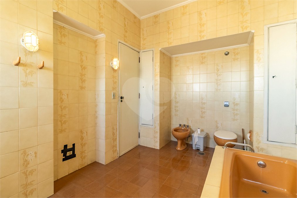 Apartamento à venda ou para alugar com 3 quartos, sendo 1 suíte, em Consolação, São Paulo, SP