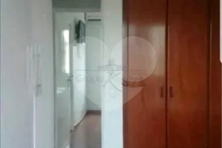 Apartamento à venda com 3 quartos, sendo 1 suíte,  em Jardim Topázio, São José dos Campos, SP