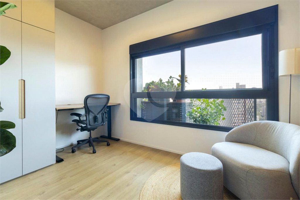 Apartamento à venda com 3 quartos, sendo 2 suítes, em Pinheiros, São Paulo, SP