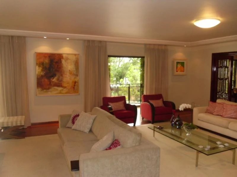 Apartamento à venda com 4 suítes em Real Parque, São Paulo, SP